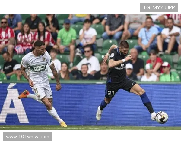 比利亚雷亚尔迎战埃尔切 尼古拉佩佩领衔首发 比利亚雷亚尔迎战埃尔切 尼古拉佩佩领衔首发